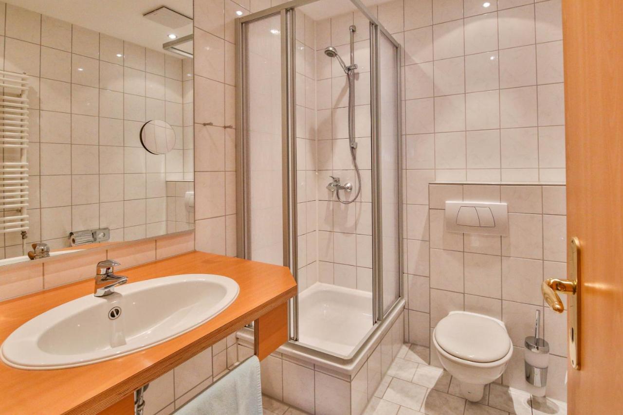 Hotel Und Restaurant "Zur Zwiebel" Peenemunde Luaran gambar