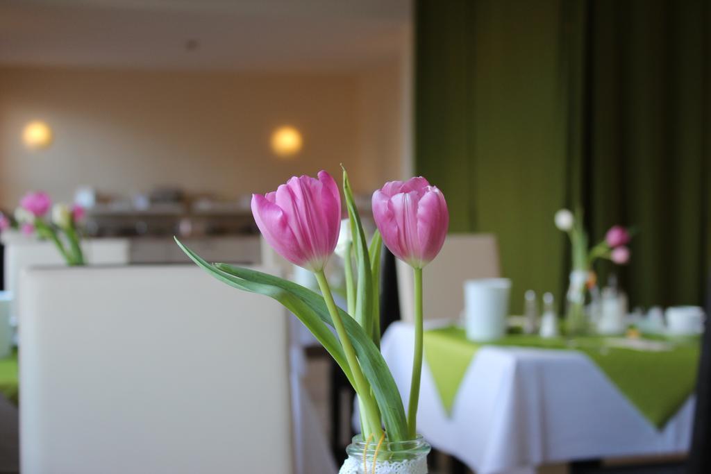 Hotel Und Restaurant "Zur Zwiebel" Peenemunde Luaran gambar